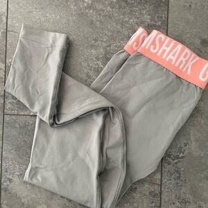 Gymshark🦈Grey Leggings Small